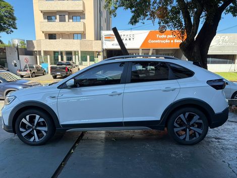 VolksWagen Nivus Highline 1.0 200 TSI Flex Aut.