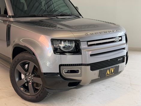 Land Rover Defe. 110 X-DY SE D300 Die Aut. (Hib.)