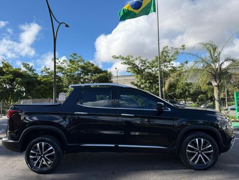 Fiat Toro Volcano 1.3 T270 4x2 Flex Aut.