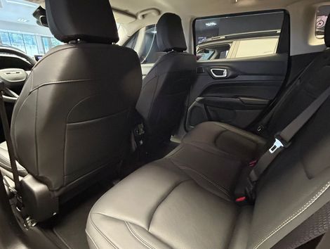 Jeep COMPASS Lon Nig. Eagle 1.3 4x2 Flex Aut.