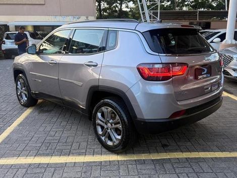 JEEP 2.0 TD350 TURBO DIESEL LONGITUDE AT9