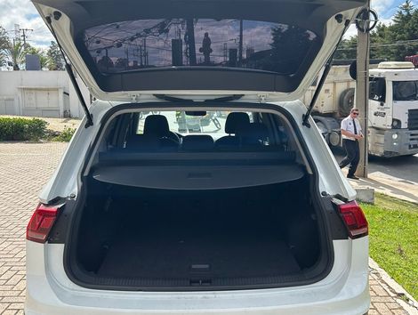 VolksWagen TIGUAN Allspac 250 TSI 1.4 Flex