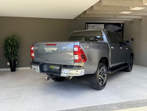 Toyota Hilux CD SRX 4x4 2.8 TDI 16V Diesel Aut.