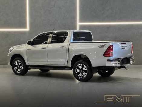 Toyota Hilux CD SRX 4x4 2.8 TDI 16V Diesel Aut.