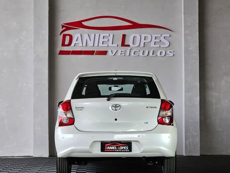 Toyota ETIOS X Plus 1.5 Flex 16V 5p Mec.