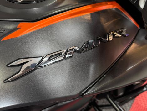BAJAJ DOMINAR 400 