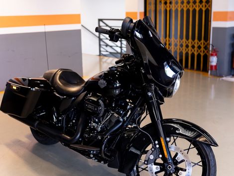 Harley STREET GLIDE SPECIAL FLHXS