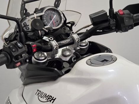 TRIUMPH TIGER 800 XR