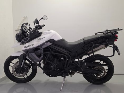 TRIUMPH TIGER 800 XR