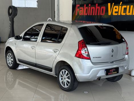 Renault SANDERO Authentique Hi-Flex 1.0 16V 5p