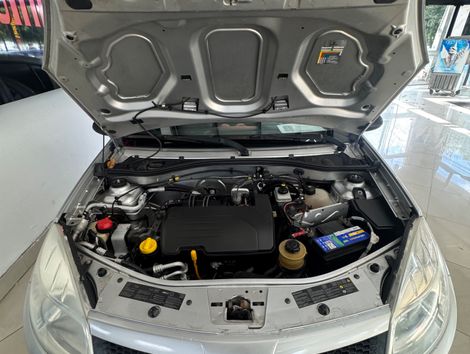 Renault SANDERO Authentique Hi-Flex 1.0 16V 5p