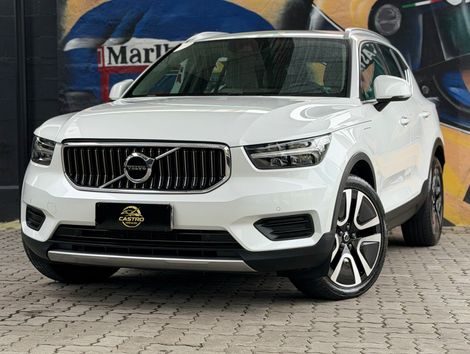 Volvo XC 40 T-5 MOMENTUM 1.5 FWD (Híbrido)
