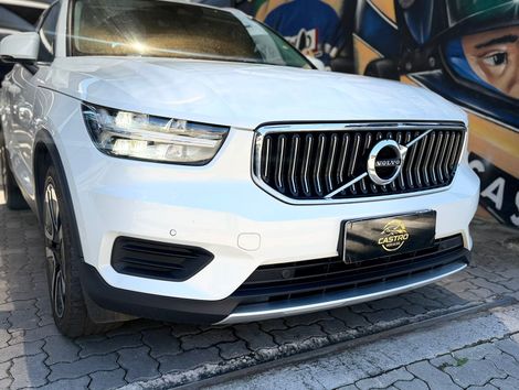 Volvo XC 40 T-5 MOMENTUM 1.5 FWD (Híbrido)