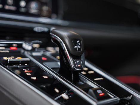 Porsche Panamera 4 2.9 (Híbrido)