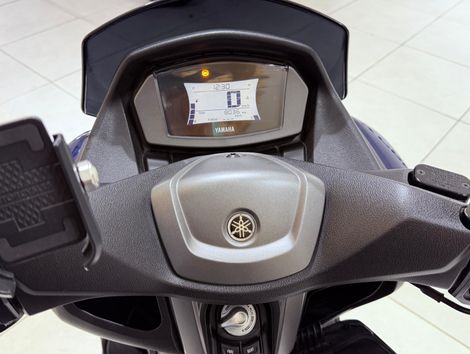 YAMAHA NMAX 160