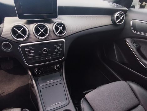 Mercedes GLA 200 Advance 1.6/1.6 TB 16V Flex Aut.
