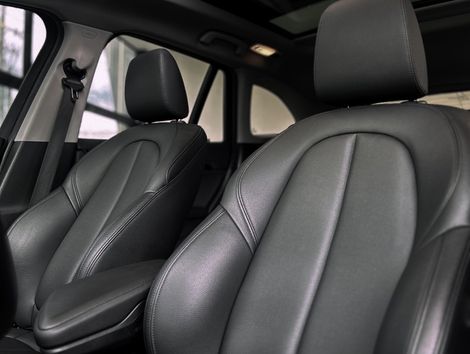 BMW X1 SDRIVE 20i X-Line 2.0 TB Active Flex