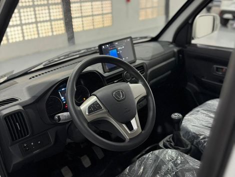 EFFA V22 Baú CD 1.5 16V 4P - Branco - 2027