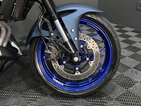 YAMAHA MT-03 321/ABS