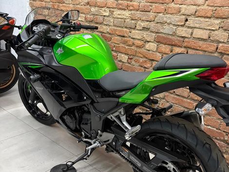 KAWASAKI NINJA 300