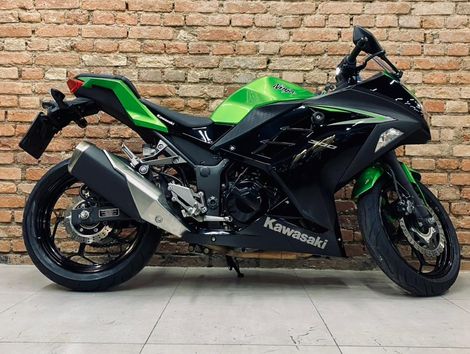 KAWASAKI NINJA 300