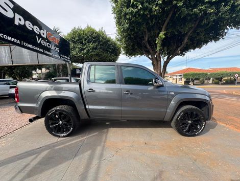 VolksWagen AMAROK Highline CD 3.0 4x4 TB Dies. Aut.