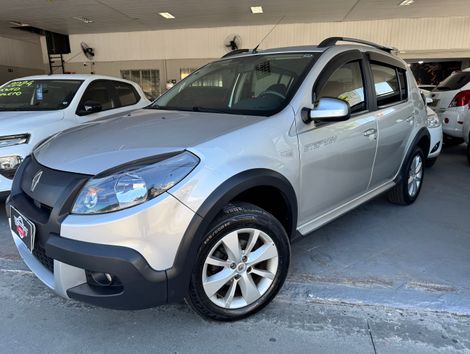 Renault SANDERO STEPWAY Hi-Flex 1.6 16V 5p Aut.