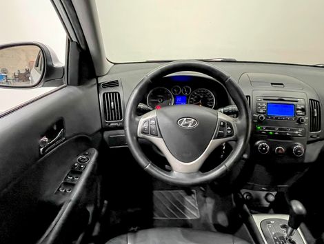 Hyundai i30cw 2.0 16V 145cv Aut. 5p