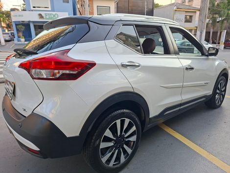 Nissan KICKS SL 1.6 16V FlexStar 5p Aut.