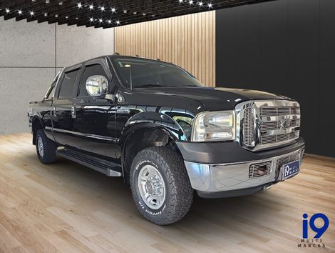 Ford F-250 XLT 3.9 4x4 CD TB Diesel
