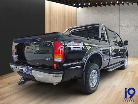 Ford F-250 XLT 3.9 4x4 CD TB Diesel