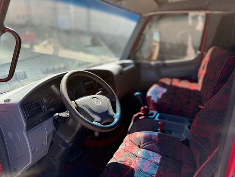 MERCEDES-BENZ Accelo 915C 2p (diesel)