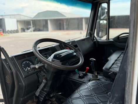 IVECO TECTOR 260E30 6x4 2p (diesel)(E5)