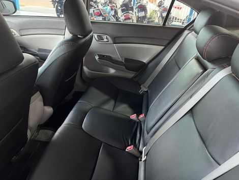 Honda Civic Sedan LXS 1.8/1.8 Flex 16V Aut. 4p