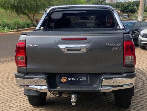 Toyota Hilux CD SRV 4x4 2.7 Flex 16V Aut.