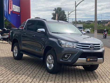 Toyota Hilux CD SRV 4x4 2.7 Flex 16V Aut.