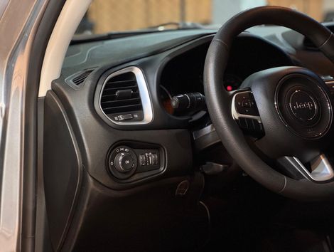 Jeep Renegade Sport 1.8 4x2 Flex 16V Aut.