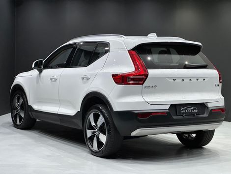 Volvo XC 40 T-5 MOMENTUM 2.0 252cv AWD