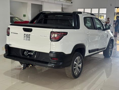 Fiat Strada Volcano 1.3 Flex 8V CD