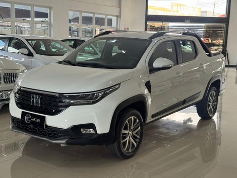 Fiat Strada Volcano 1.3 Flex 8V CD