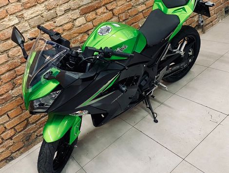 KAWASAKI NINJA 300