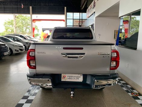 Toyota Hilux SW4 SRX 4x4 2.8 TDI 16V Dies. Aut.