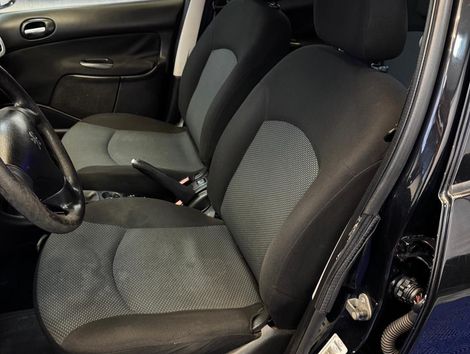 Peugeot 207 XR 1.4 Flex 8V 5p