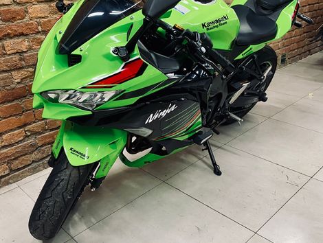KAWASAKI NINJA ZX-4R