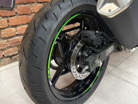 KAWASAKI NINJA 500 SE