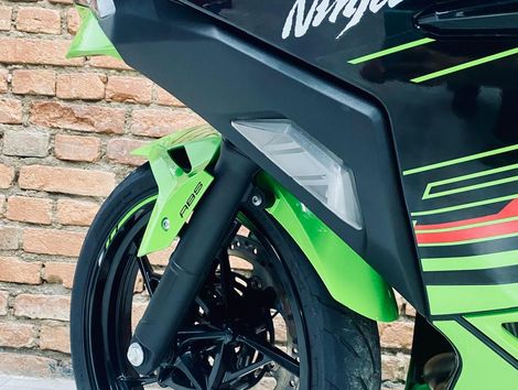 KAWASAKI NINJA 500 SE