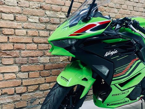 KAWASAKI NINJA 500 SE