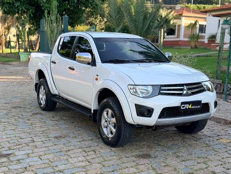Mitsubishi L200 Triton HLS 2.4 Flex 16V CD Mec.