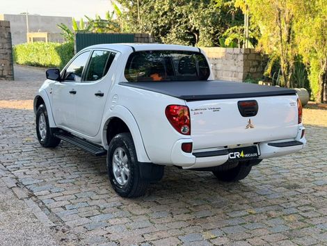 Mitsubishi L200 Triton HLS 2.4 Flex 16V CD Mec.