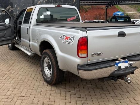 Ford F-250 XLT 3.9 4x4 CD TB Diesel